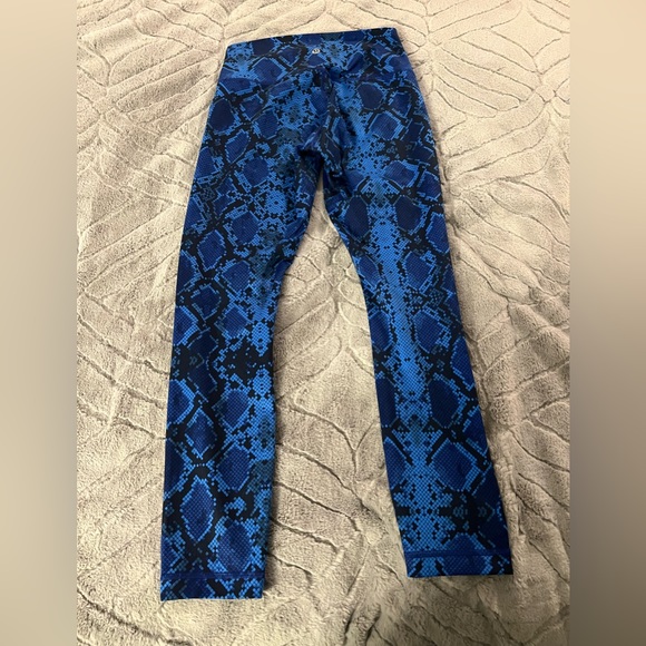 Lululemon Snake Skin Tights - Picture 2 of 3